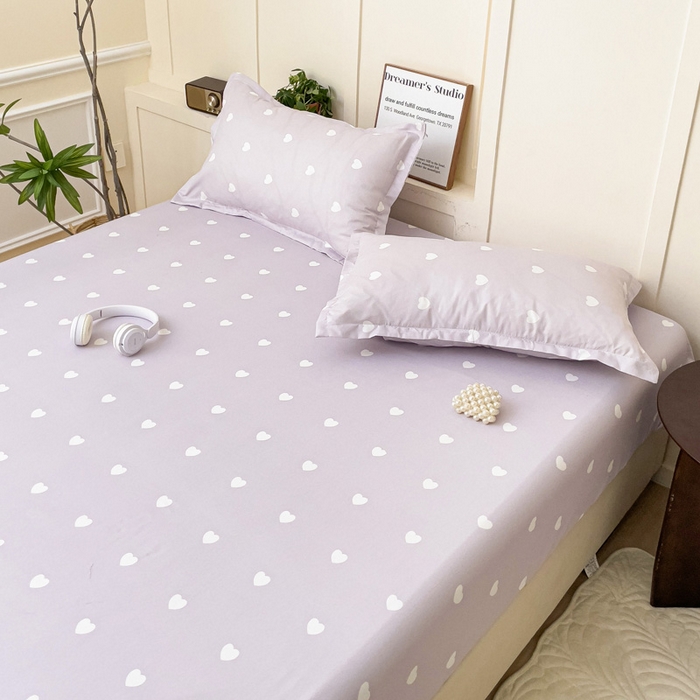 91家纺网 家纺一手货源 找家纺 朵朵家纺 2025新款亲肤棉芦荟棉床笠单床笠，磨毛床笠，印花床笠（可定制尺寸 ） 爱心紫
