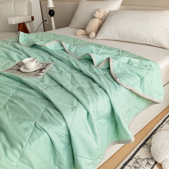 91家纺网 家纺一手货源 找家纺 薇玛仕 2025新款外贸款纯色亲肤磨毛超声波空调被 湖水蓝