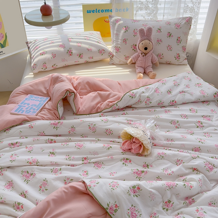 91家纺网 家纺一手货源 找家纺 美派工厂店2025新款水洗邹邹纱夏被 晚星轨迹