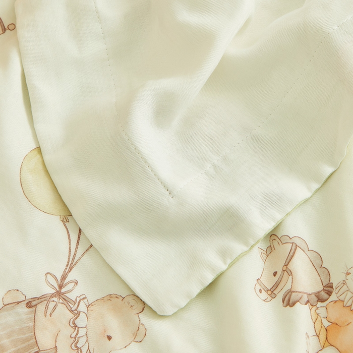 91家纺网 家纺一手货源 找家纺 嗨生活 2025年新品天竹系列A类竹纤维四层纱儿童盖毯 幼儿园夏被夏凉被空调被 缤纷马戏团