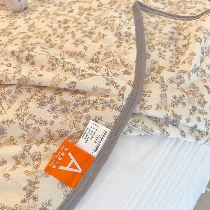 91家纺网 家纺一手货源 找家纺 兜米  2025夏季A类针织棉夏凉被小清新卡通双面针织棉空调被子被芯 花曦