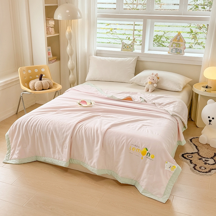 91家纺网 家纺一手货源 找家纺 帕芬鸟家纺 2025新款柠檬夏被 柠檬-粉