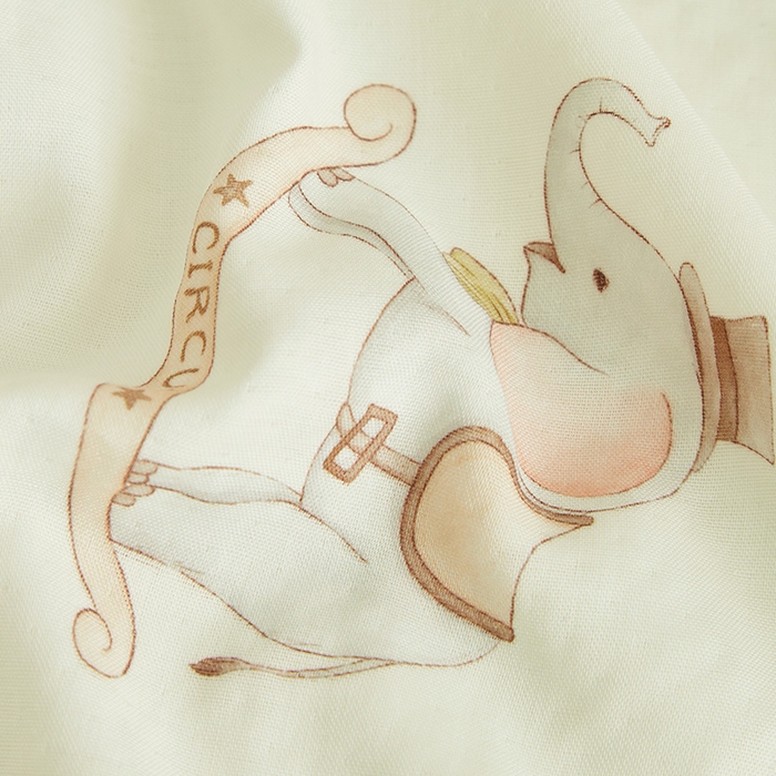 91家纺网 家纺一手货源 找家纺 嗨生活 2025年新品天竹系列A类竹纤维四层纱儿童盖毯 幼儿园夏被夏凉被空调被 缤纷马戏团