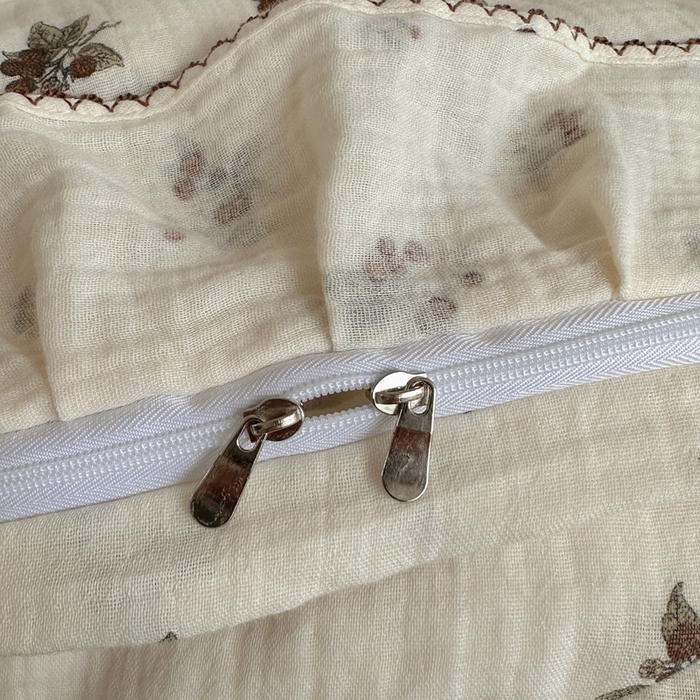 91家纺网 家纺一手货源 找家纺 2025新韩版花边全棉双层皱皱纱布四件套 清冷紫葡萄