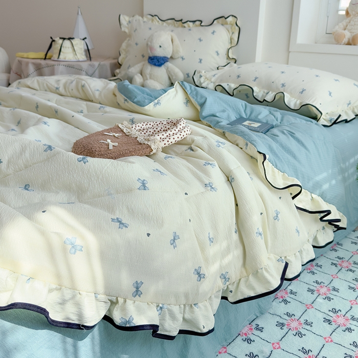 91家纺网 家纺一手货源 找家纺 慕尚 2025新款云感棉花边夏凉被空调被 蓝蝴蝶结