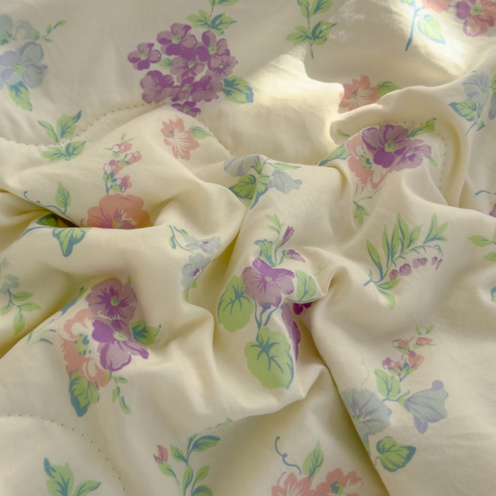 91家纺网 家纺一手货源 找家纺 美派工厂店2025新款水洗邹邹纱夏被 流心奶糕