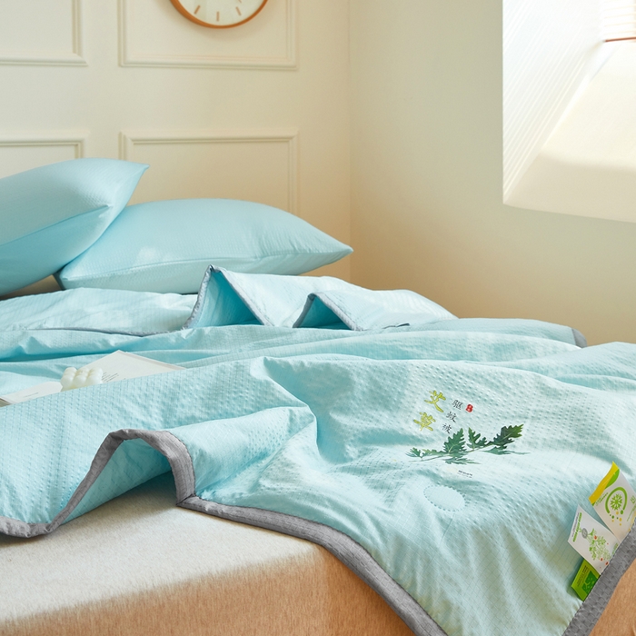 91家纺网 家纺一手货源 找家纺 （总）欧雅搁家纺 2025新款纯色艾草驱蚊夏凉被