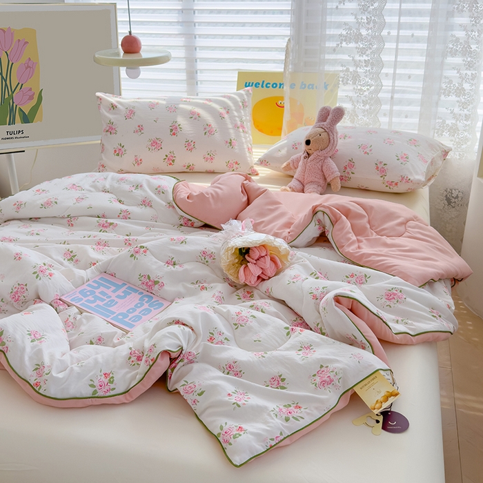 91家纺网 家纺一手货源 找家纺 美派工厂店2025新款水洗邹邹纱夏被 晚星轨迹