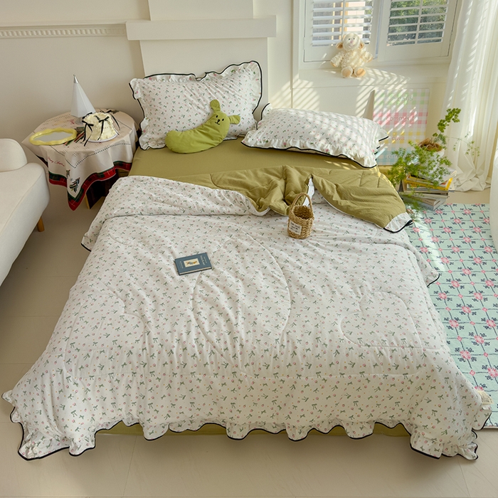 91家纺网 家纺一手货源 找家纺 慕尚 2025新款云感棉花边夏凉被空调被 草莓园