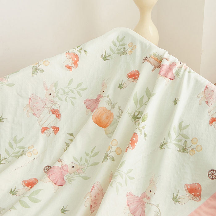 91家纺网 家纺一手货源 找家纺 嗨生活 2025年新品天竹系列A类竹纤维四层纱儿童盖毯 幼儿园夏被夏凉被空调被 田野兔子