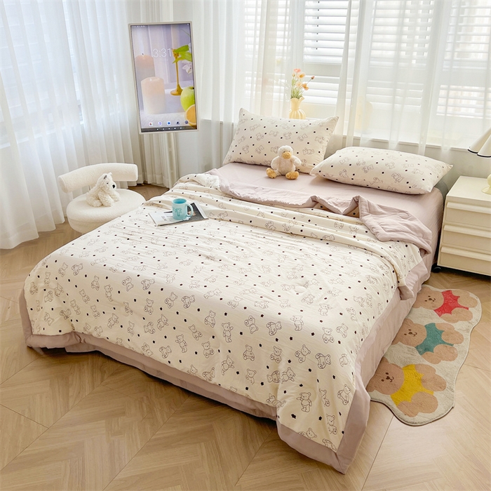 91家纺网 家纺一手货源 找家纺 美梦里 2025新款A类水洗棉棉花夏被 夏凉被空调被 小熊星愿