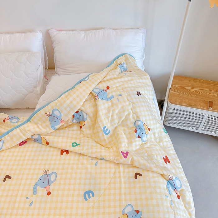 91家纺网 家纺一手货源 找家纺 兜米  2025夏季A类针织棉夏凉被小清新卡通双面针织棉空调被子被芯 字母小象