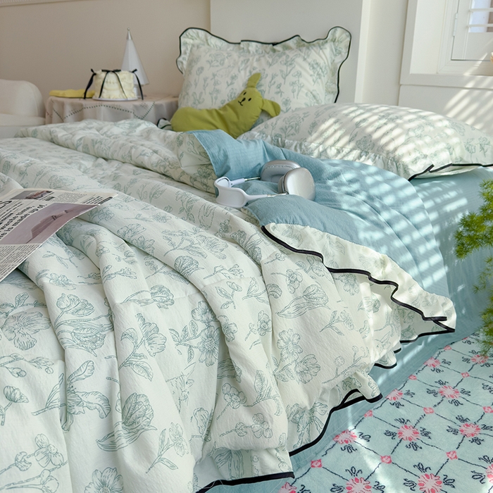 91家纺网 家纺一手货源 找家纺 慕尚 2025新款云感棉花边夏凉被空调被 花遇兔