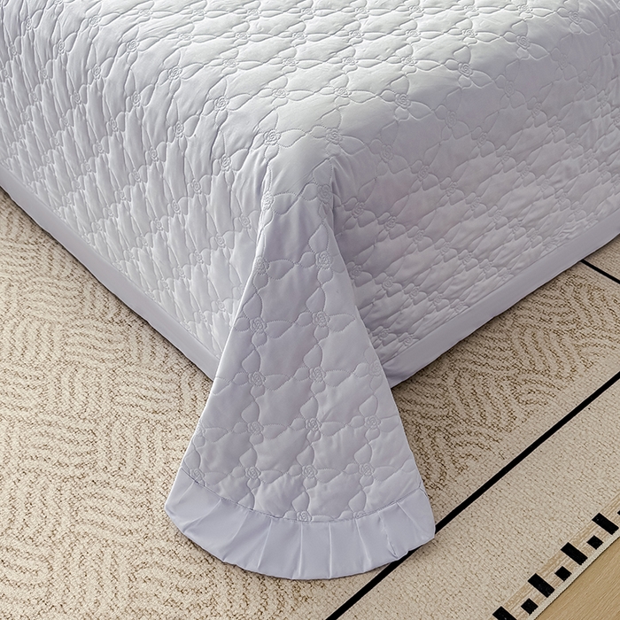 91家纺网 家纺一手货源 找家纺 金喜 2025新款高端100支全棉蚕丝床盖豆邦纤维蚕丝床盖三件套-蝶恋花系列 蝶恋花-铃兰