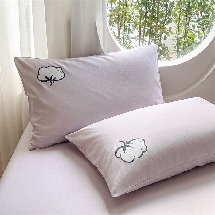 91家纺网 家纺一手货源 找家纺 布卢姆床垫 2025新款全棉烫画全棉老粗布床笠 棉朵-黛紫