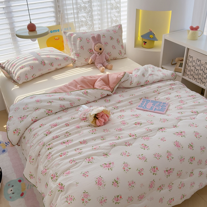 91家纺网 家纺一手货源 找家纺 美派工厂店2025新款水洗邹邹纱夏被 晚星轨迹