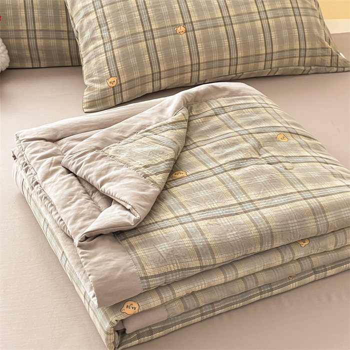 91家纺网 家纺一手货源 找家纺 美梦里 2025新款A类水洗棉棉花夏被 夏凉被空调被 英伦小熊