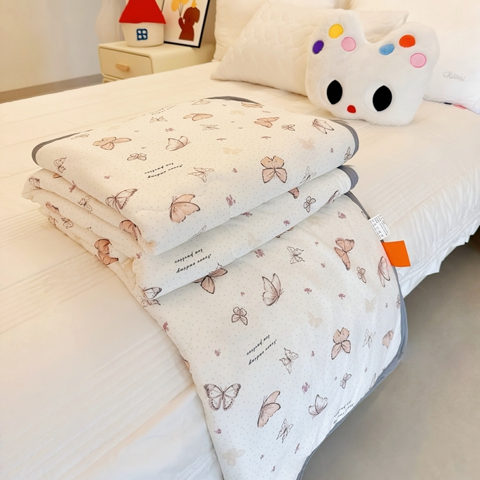 91家纺网 家纺一手货源 找家纺 兜米  2025夏季A类针织棉夏凉被小清新卡通双面针织棉空调被子被芯 小蝴蝶