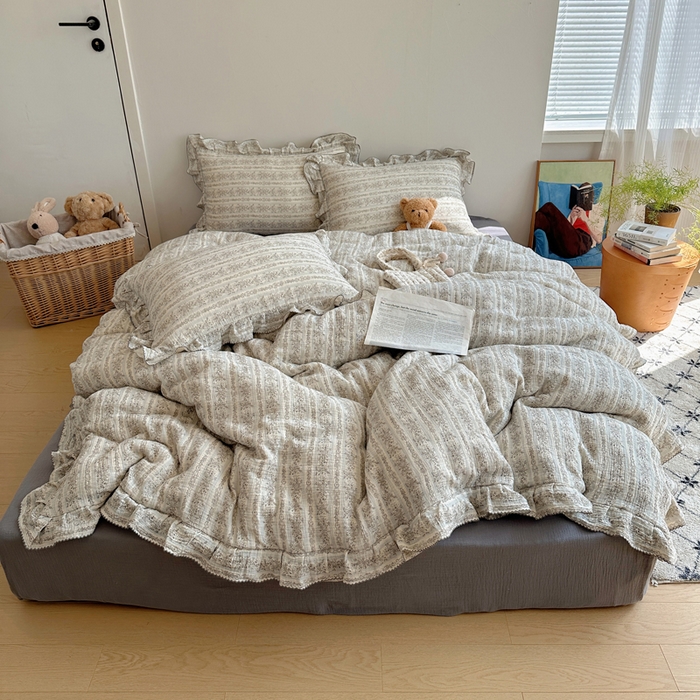 91家纺网 家纺一手货源 找家纺 2025新韩版花边全棉双层皱皱纱布四件套 白兰地