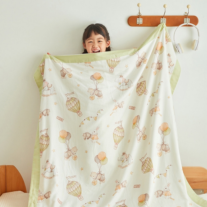 91家纺网 家纺一手货源 找家纺 嗨生活 2025年新品天竹系列A类竹纤维四层纱儿童盖毯 幼儿园夏被夏凉被空调被 缤纷马戏团