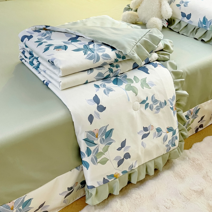 91家纺网 家纺一手货源 找家纺 找底底家纺 2025新款60S水洗天丝夏被夏凉被空调被床裙四件套 浪漫主义