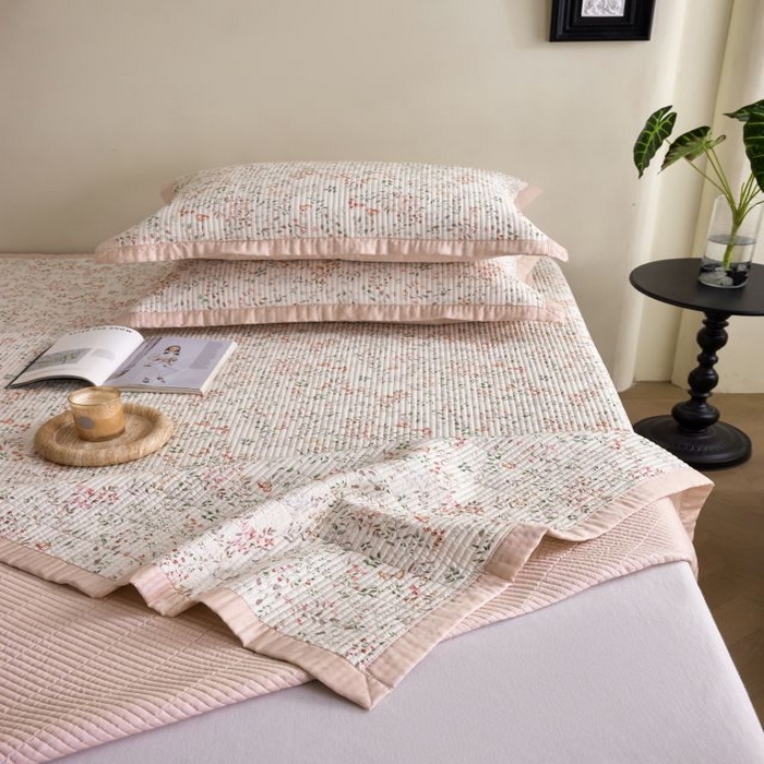 91家纺网 家纺一手货源 找家纺 黛舒家居2025新款天丝水洗印花夏被床盖三件套 吟禾暮