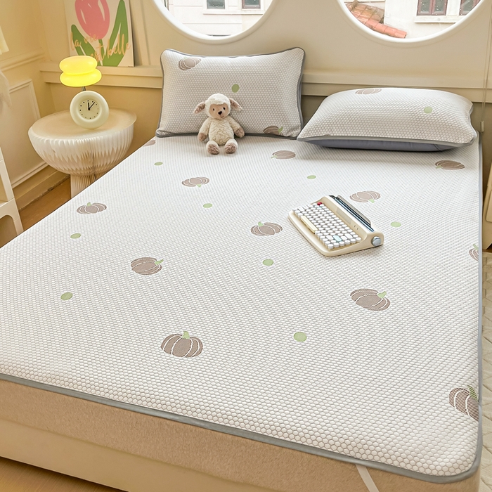 91家纺网 家纺一手货源 找家纺 芙绣 2025新款凉感丝提花学生凉席三件套 金瓜纳福