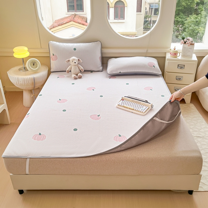 91家纺网 家纺一手货源 找家纺 芙绣 2025新款凉感丝提花学生凉席三件套 万事不南