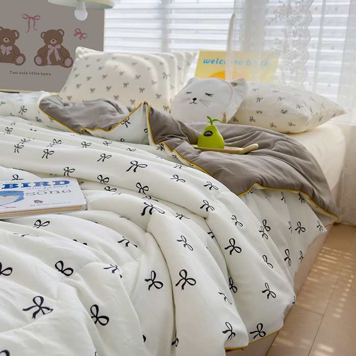 91家纺网 家纺一手货源 找家纺 美派工厂店2025新款水洗邹邹纱夏被 慢生活