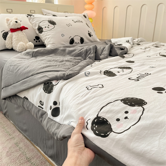 91家纺网 家纺一手货源 找家纺 美梦里 2025新款A类水洗棉棉花夏被 夏凉被空调被 狗狗乐园