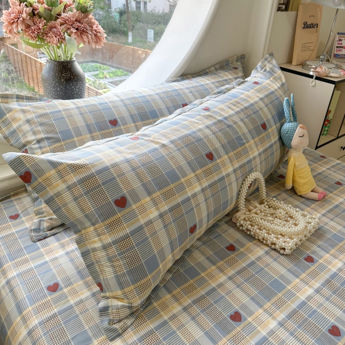 91家纺网 家纺一手货源 找家纺 百寐 2025新款13372全棉纯棉印花双人枕套+同款床单 心动蓝