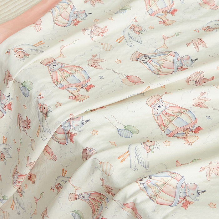 91家纺网 家纺一手货源 找家纺 嗨生活 2025年新品天竹系列A类竹纤维四层纱儿童盖毯 幼儿园夏被夏凉被空调被 热气球