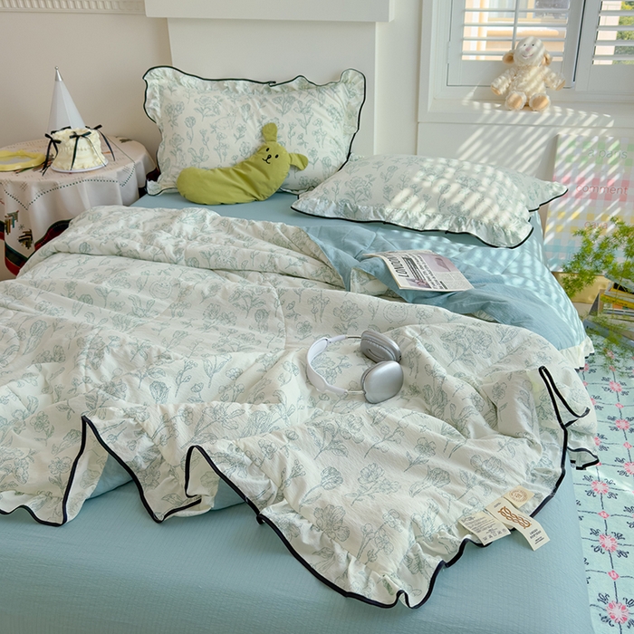 91家纺网 家纺一手货源 找家纺 慕尚 2025新款云感棉花边夏凉被空调被 花遇兔