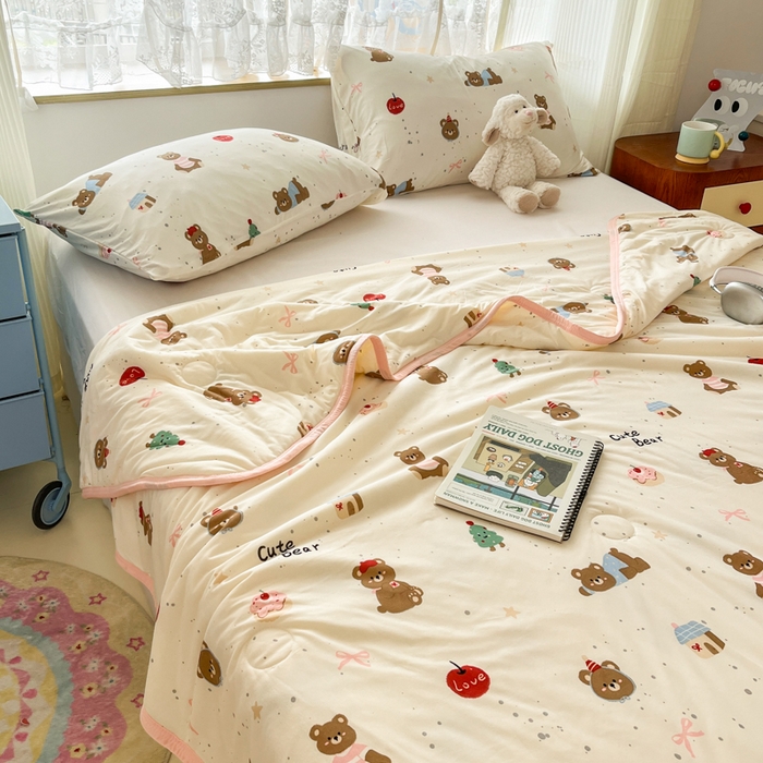 91家纺网 家纺一手货源 找家纺 葡萄家 2025新款A类母婴级大豆纤维牛奶丝针织棉夏凉被空调被-系列二 小熊软糖