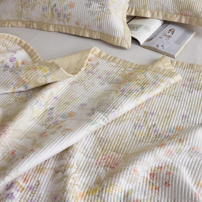 91家纺网 家纺一手货源 找家纺 黛舒家居2025新款天丝水洗印花夏被床盖三件套 花漾情