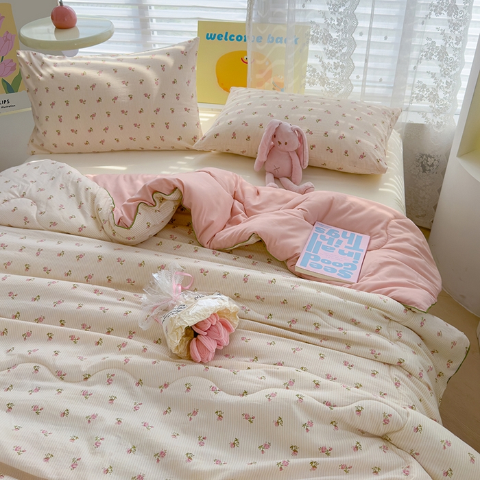 91家纺网 家纺一手货源 找家纺 美派工厂店2025新款水洗邹邹纱夏被 繁花