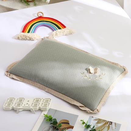 91家纺网 家纺一手货源 找家纺 （总）蔻眠 2025蝶梦-全棉立体刺绣荞麦护颈枕