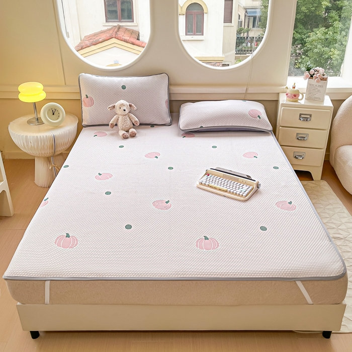 91家纺网 家纺一手货源 找家纺 芙绣 2025新款凉感丝提花学生凉席三件套 万事不南