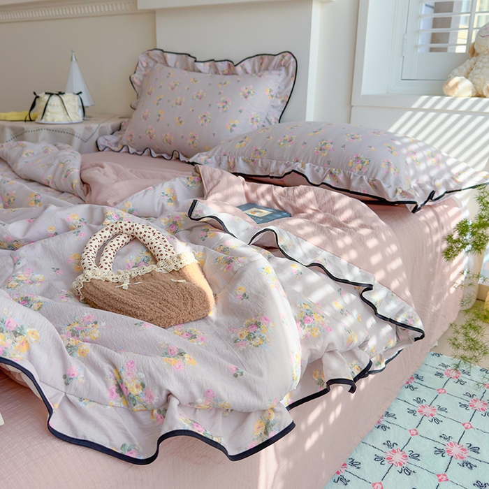 91家纺网 家纺一手货源 找家纺 慕尚 2025新款云感棉花边夏凉被空调被 柔情紫