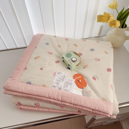 于果 2025新款全棉双层纱夏被四件套 彩色草莓