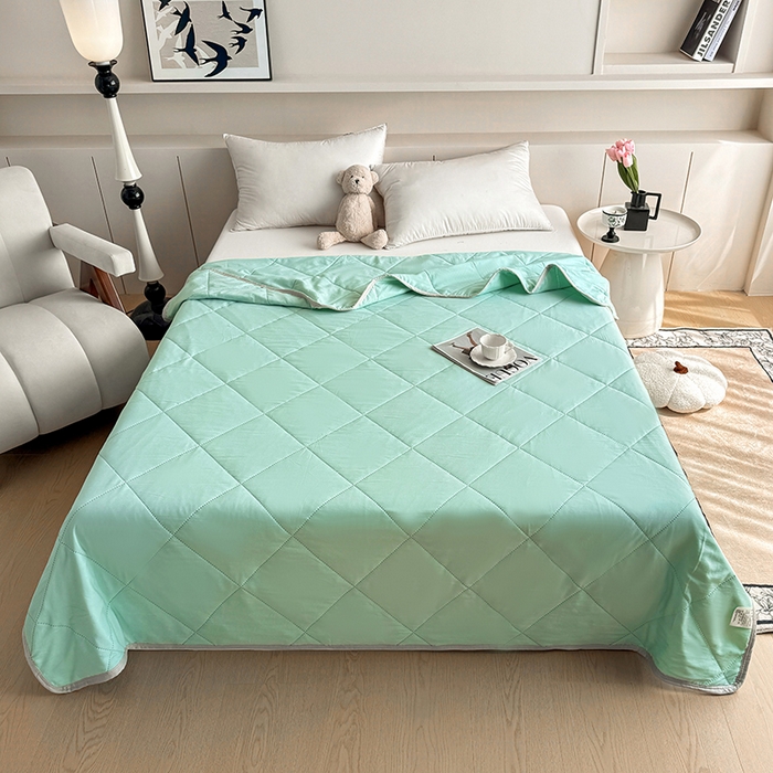 91家纺网 家纺一手货源 找家纺 薇玛仕 2025新款外贸款纯色亲肤磨毛超声波空调被 湖水蓝