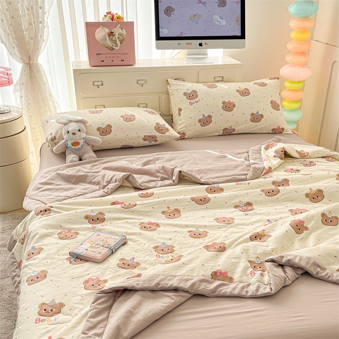 91家纺网 家纺一手货源 找家纺 美梦里 2025新款A类水洗棉棉花夏被 夏凉被空调被 小熊泡芙