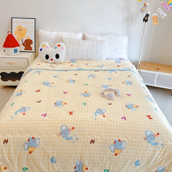 91家纺网 家纺一手货源 找家纺 兜米  2025夏季A类针织棉夏凉被小清新卡通双面针织棉空调被子被芯 字母小象