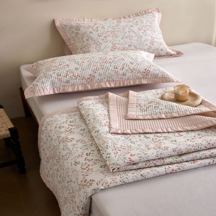 91家纺网 家纺一手货源 找家纺 黛舒家居2025新款天丝水洗印花夏被床盖三件套 吟禾暮