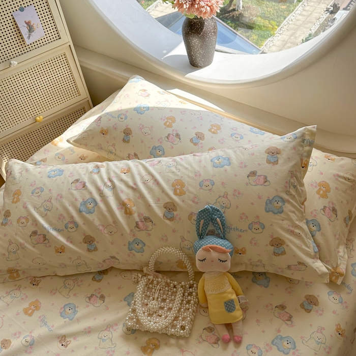 91家纺网 家纺一手货源 找家纺 百寐 2025新款13372全棉纯棉印花双人枕套+同款床单 泡芙狗