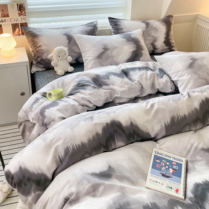 91家纺网 家纺一手货源 找家纺 吉象2025新款全棉印花北欧极简四件套系列 水墨画