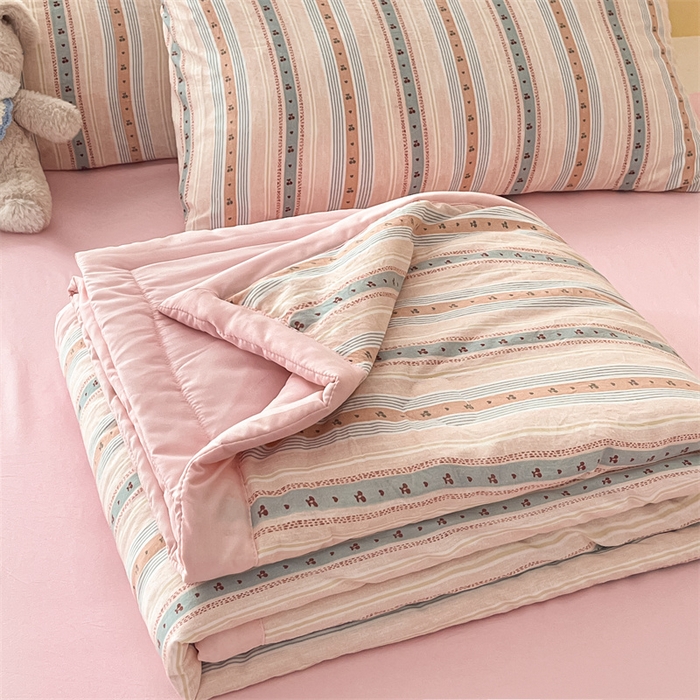 91家纺网 家纺一手货源 找家纺 美梦里 2025新款A类水洗棉棉花夏被 夏凉被空调被 余音