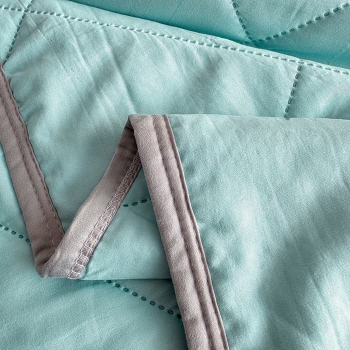 91家纺网 家纺一手货源 找家纺 薇玛仕 2025新款外贸款纯色亲肤磨毛超声波空调被 天空蓝