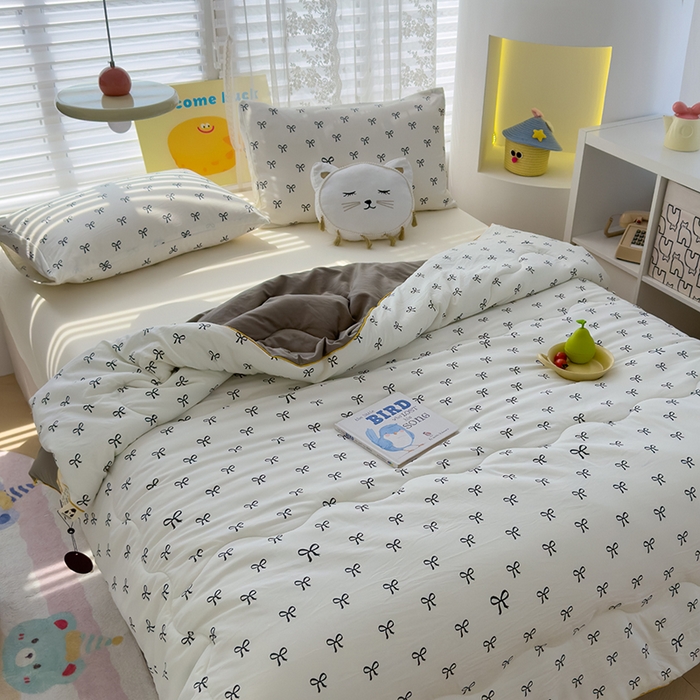 91家纺网 家纺一手货源 找家纺 美派工厂店2025新款水洗邹邹纱夏被 慢生活