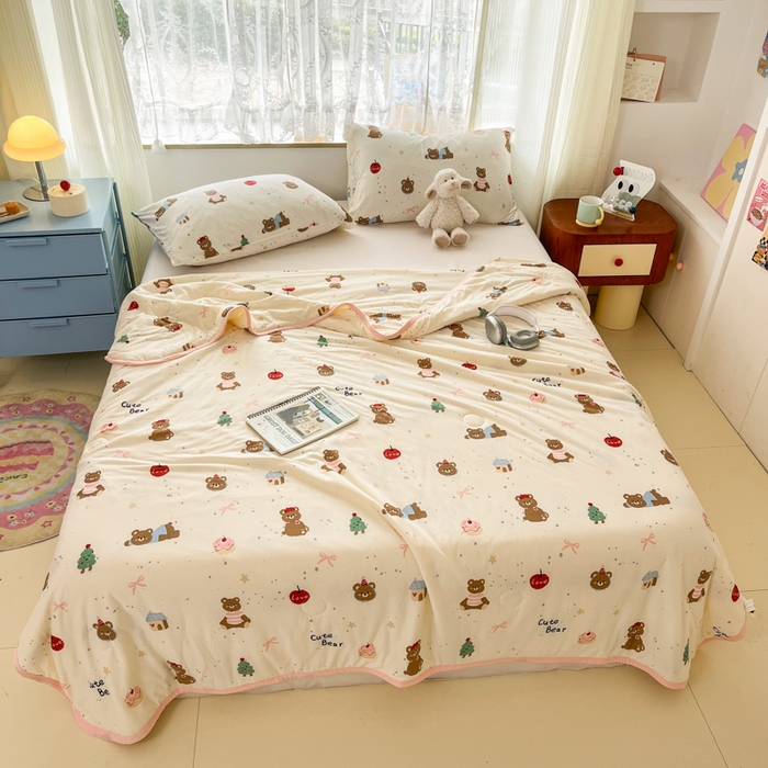 91家纺网 家纺一手货源 找家纺 葡萄家 2025新款A类母婴级大豆纤维牛奶丝针织棉夏凉被空调被-系列二 小熊软糖